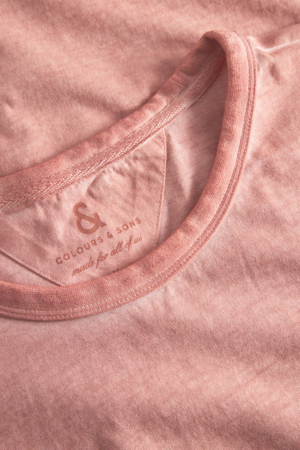 colours & sons - T-Shirt Oil Dyed